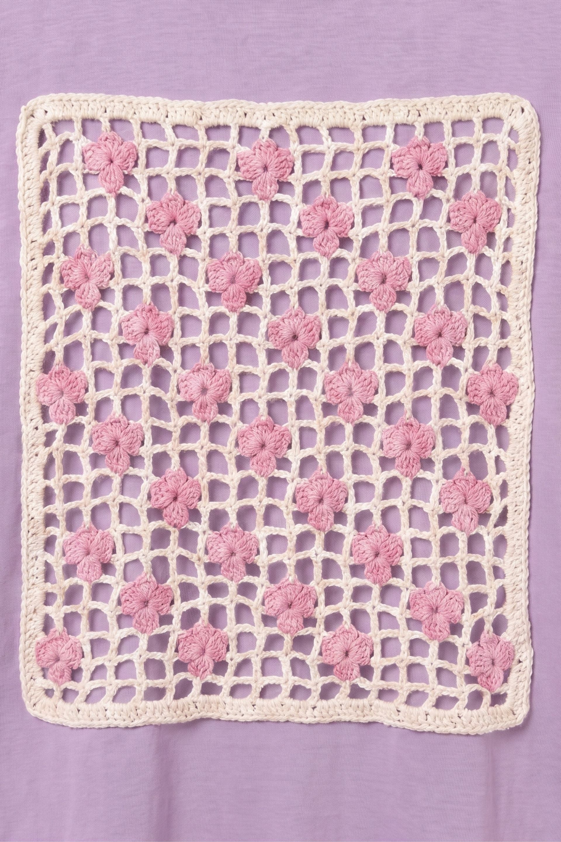 Wildflower Lattice Tee 🌸