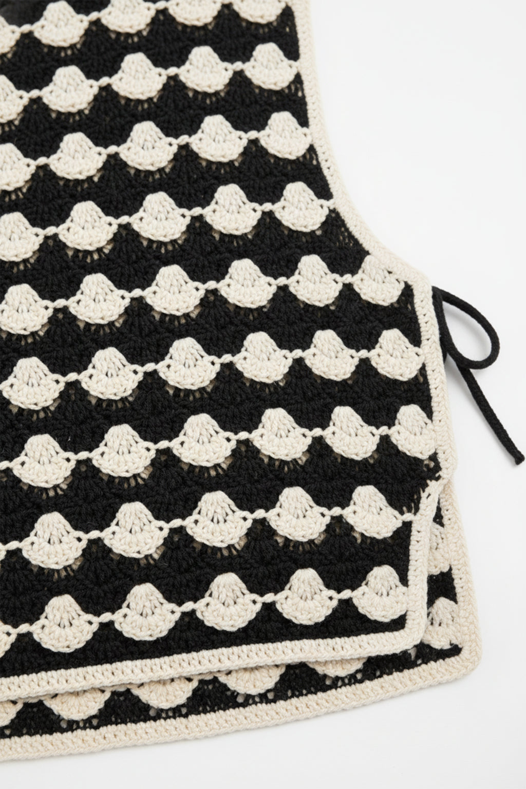 crochet vest, handmade crochet vest, black and white crochet top, wave pattern vest, artisan crochet clothing, slow fashion knitwear, boho crochet