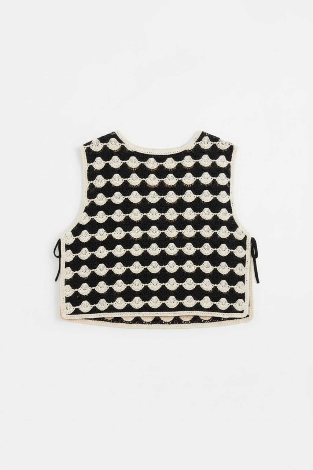 crochet vest, handmade crochet vest, black and white crochet top, wave pattern vest, artisan crochet clothing, slow fashion knitwear, boho crochet